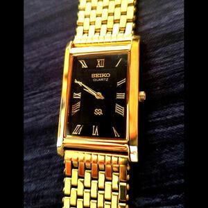 Seiko Milanese band Mens Blk Gld Tank Watch New Mvt & Batt